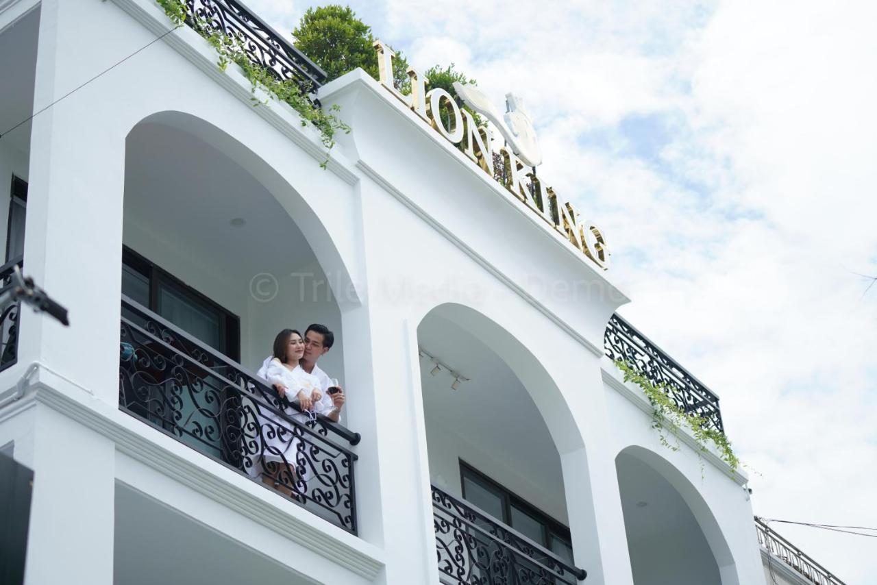 Lion King Hotel Хойан Экстерьер фото
